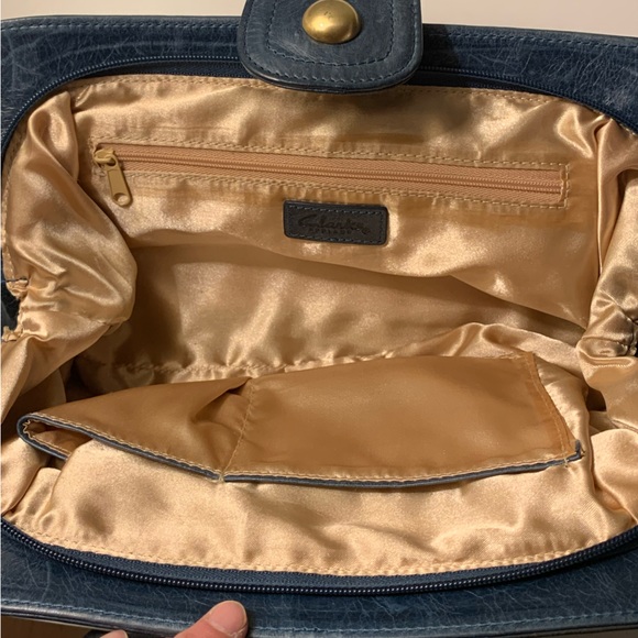 Vintage Clarks Leather Clutch - Picture 3 of 3